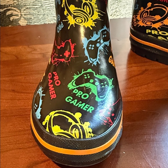 George Kids Pro Gamer Rubber Boots - Black with Multicolor Accents Size 2 - Picture 7 of 11